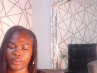 chanelbanks-1