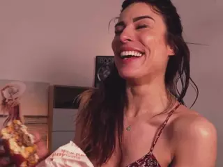 MissLullu's Live Sex Cam Show