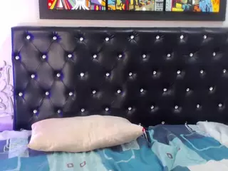AliceMartines's Live Sex Cam Show