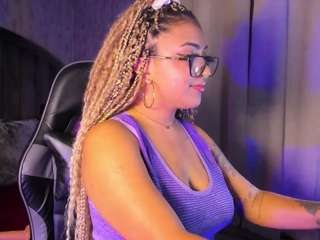 luisa-cameron webcam