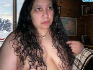 le modèle melaniefawker est en webcam porno dans un show sur le site camsoda, il possède les tags suivants: ass,lingerie,wet,thong,tease,tattoos,strip,spank,pussy,orgasm,asshole,middle aged,glasses,flashing,fingers,dildo,cum,brown eyes,blowjob,black hair