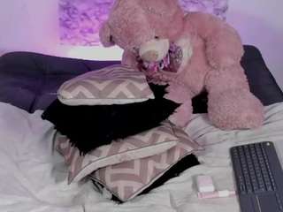 charishill live webcam show