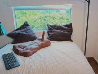 harveymiiller Live Webcam on CamSoda