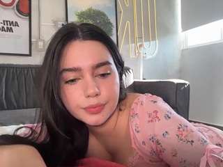 Live webcam model harveymiiller on Soda Cams