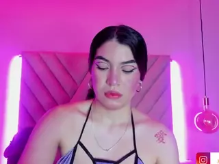 EmmaSwift's Live Sex Cam Show