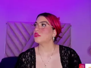 EmmaSwift's Live Sex Cam Show