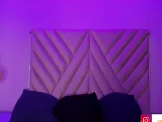 EmmaSwift's Live Sex Cam Show