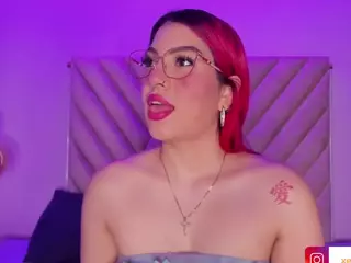 EmmaSwift's Live Sex Cam Show