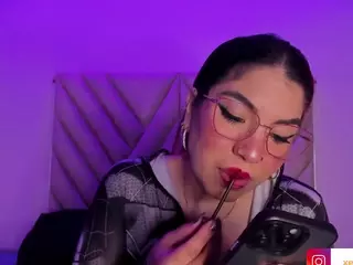 EmmaSwift's Live Sex Cam Show
