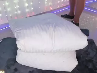 ohyesly's Live Sex Cam Show