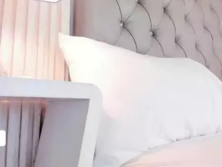 Victoria's Live Sex Cam Show
