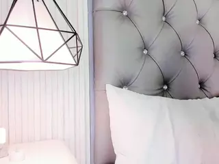 Victoria's Live Sex Cam Show