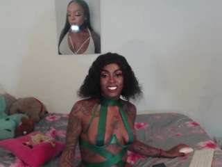 kelsey-gold-bitch