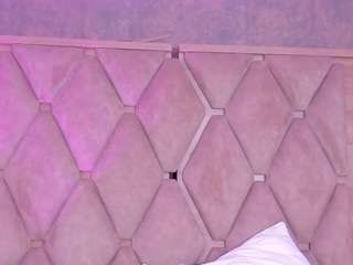 thaliahall1's live room