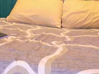 Cataleya live webcam show