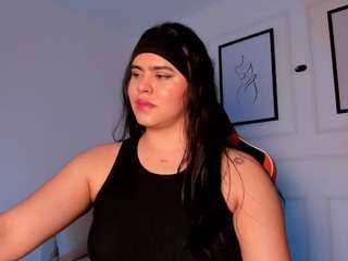 veronica185 webcam model