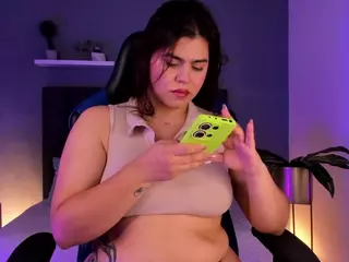 veronica185's Live Sex Cam Show