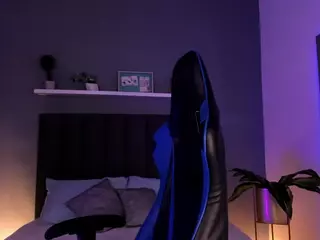 veronica185's Live Sex Cam Show