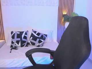  valeria-acosta chat room