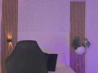 valeria-acosta Live Webcam on CamSoda