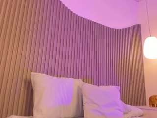 valeria-acosta live cam profile