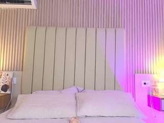 cielo-evans Live Webcam on CamSoda