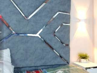  lucciaporter chat room