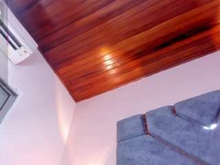  lucciaporter chat room