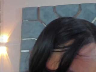 Live cam show with Lucci Porter