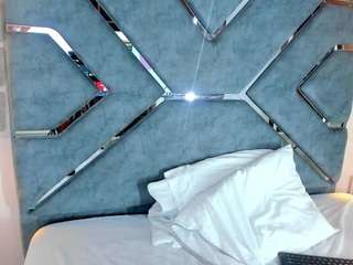 lucciaporter live webcam show