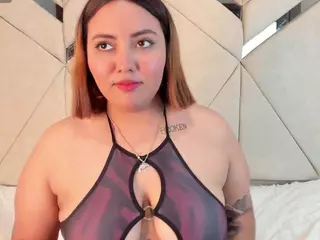 LucciaPorter's Live Sex Cam Show