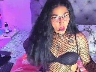 mabell-fox webcam