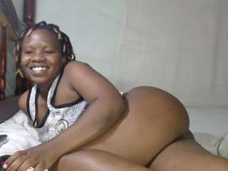 queenloovee Live Webcam on CamSoda