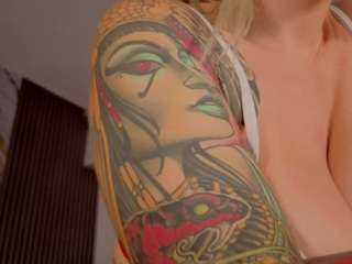 hannabyron's CamSoda show and profile