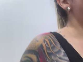 hannabyron's CamSoda show and profile