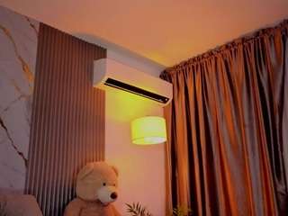 Live webcam model hannabyron on Soda Cams