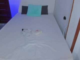  iris-torrez chat room