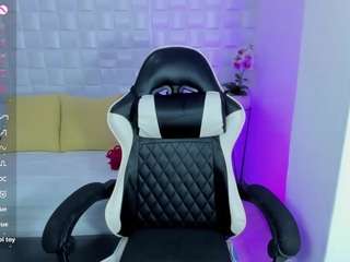 iris-torrez live cam profile