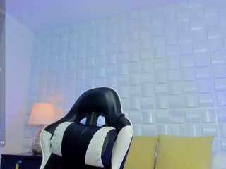 iris-torrez live webcam show