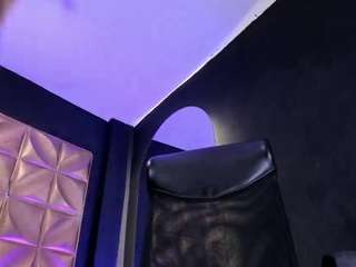  lillymaxwell chat room