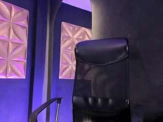 lillymaxwell Webcam Model Profile