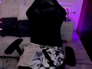 lucybeatifull live cam preview