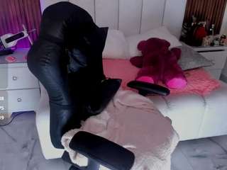 lucybeatifull live
