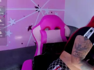 lucybeatifull's Live Sex Cam Show