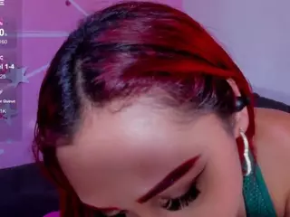 lucybeatifull's Live Sex Cam Show