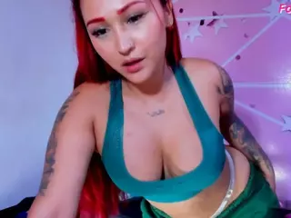 lucybeatifull's Live Sex Cam Show