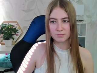 Femdom Live Cam meganxcute camsoda