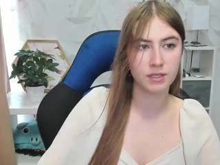 Femdom Cum camsoda meganxcute