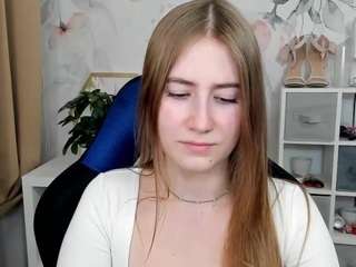 meganxcute's CamSoda show and profile