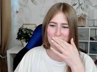 meganxcute live cam profile